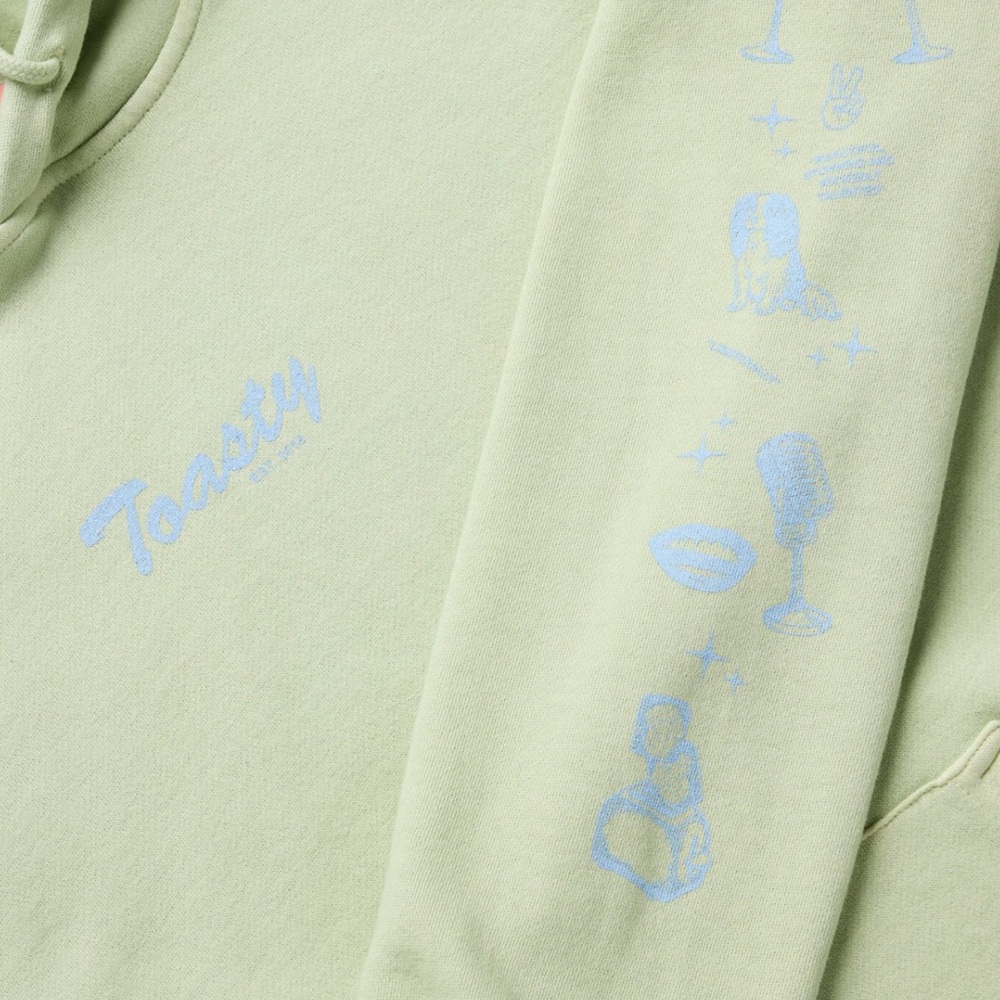 The Toast Summer Merch Sweat Set!